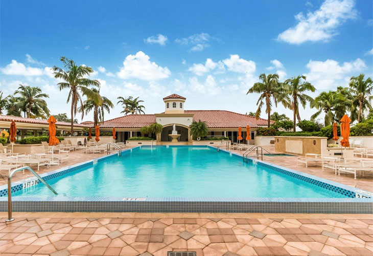 Turnberry Village North Condos For Sale & Rent | Picture 4