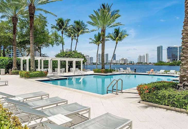 Village By The Bay Condos For Sale & Rent | Picture 4