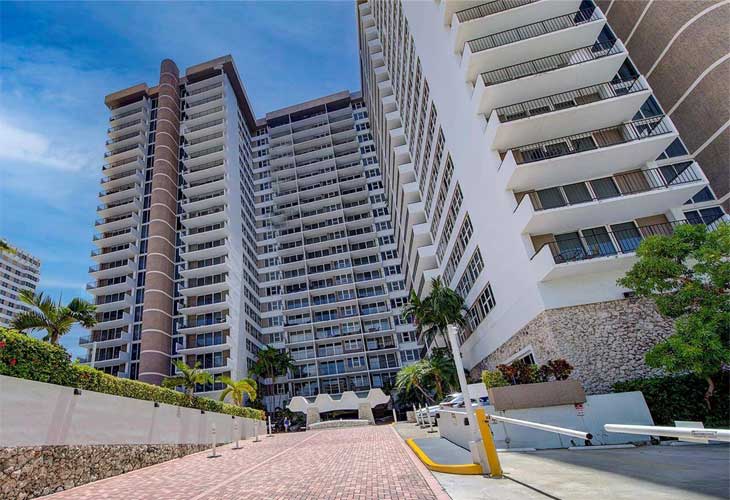 Parker Plaza Apartments For Sale And Rent | Picture 2