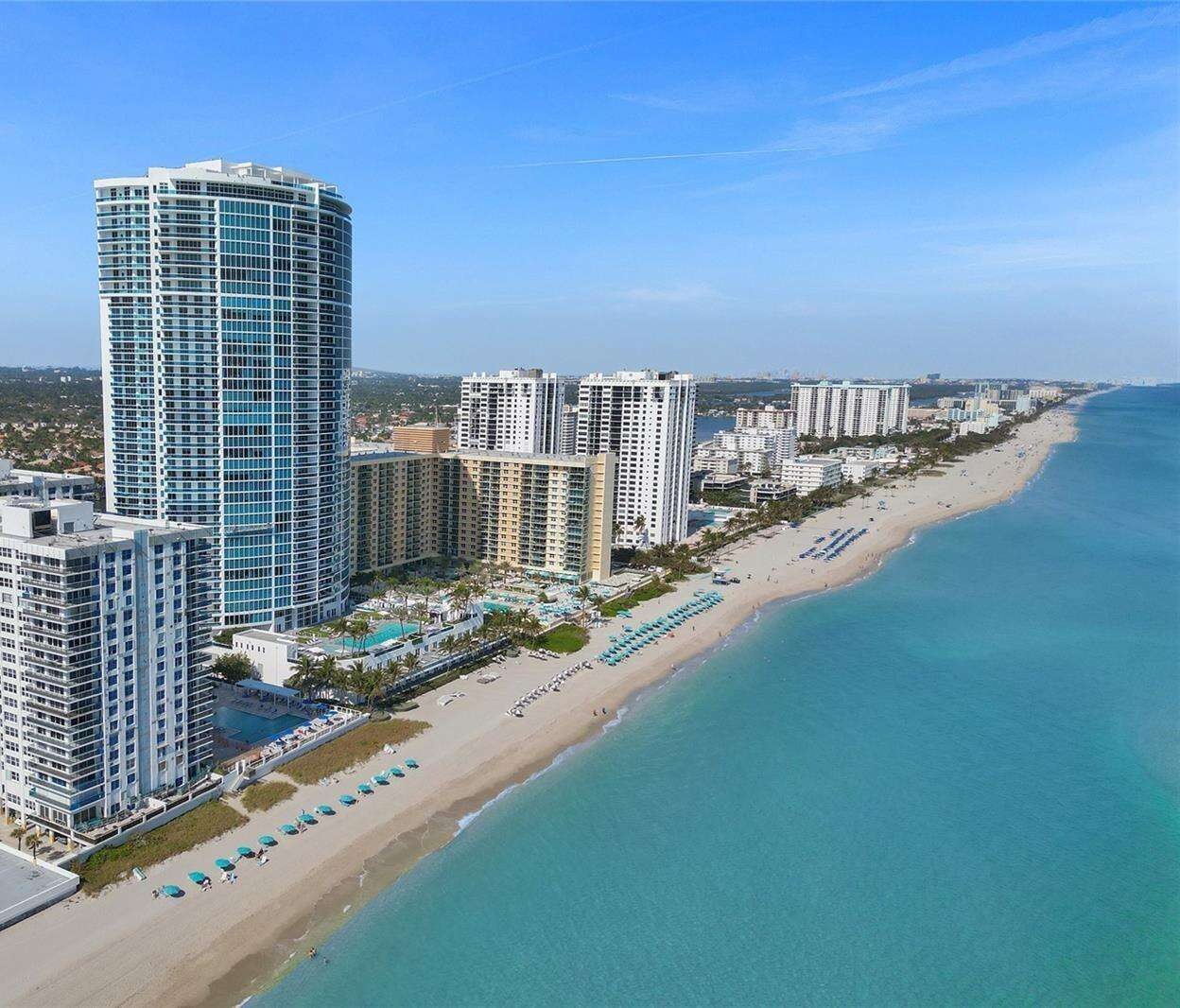 Aquarius Condos For Sale & Rent | Picture 1