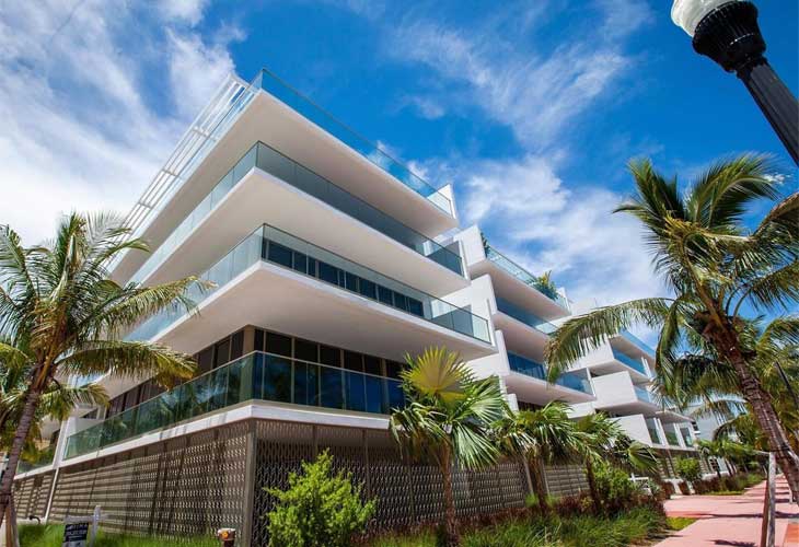 300 Collins Condos For Sale & Rent | Picture 1