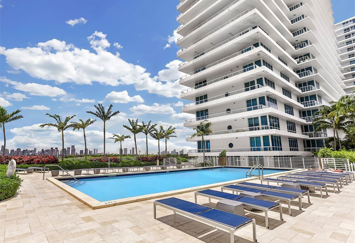 Bentley Bay Condos For Sale & Rent | Picture 2