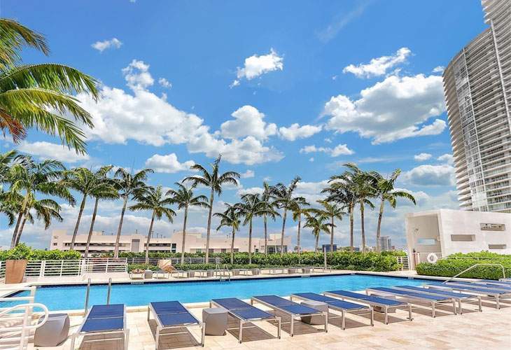 Bentley Bay Condos For Sale & Rent | Picture 3