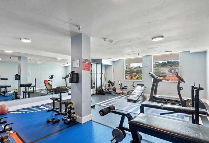 Clearview Towers Condos For Sale & Rent | Picture 5