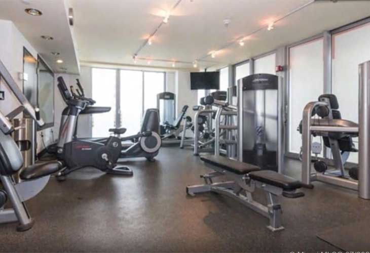 Hilton Bentley Condos For Sale & Rent | Picture 3