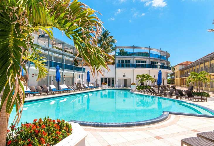 The Bath Club Condos For Sale & Rent | Picture 3