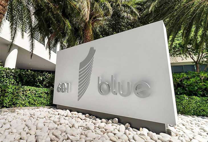 Blue 27 Condos For Sale & Rent | Picture 2