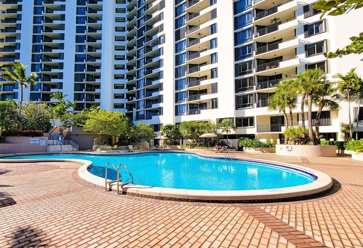 Brickell Key 1 | Picture 2