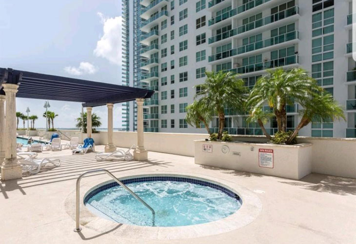The Club At Brickell Bay