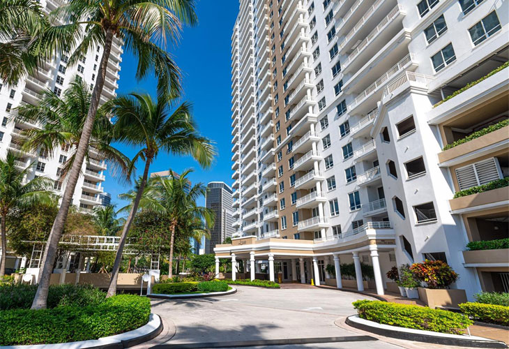 Courts Brickell Key | Picture 3