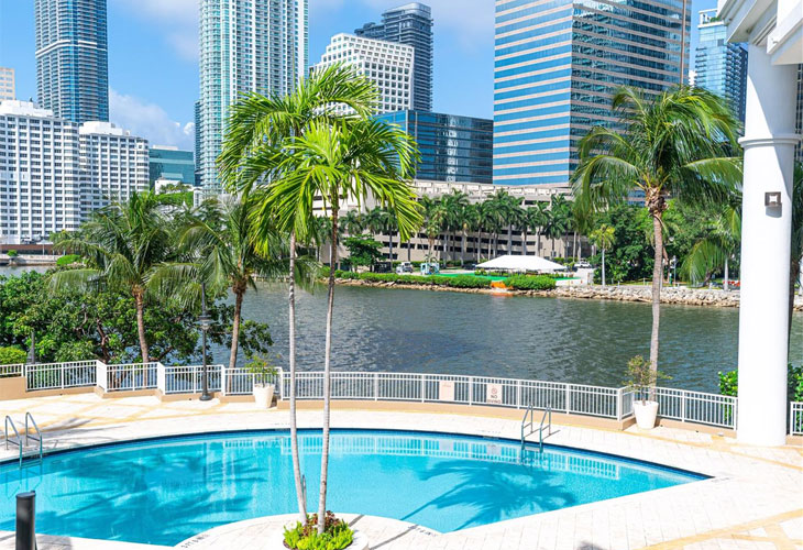 Courts Brickell Key | Picture 5