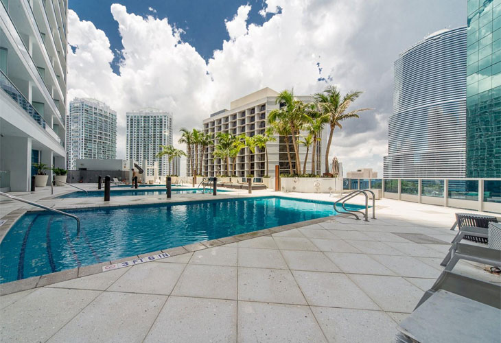 Epic Residences Condos For Sale & Rent | Picture 3