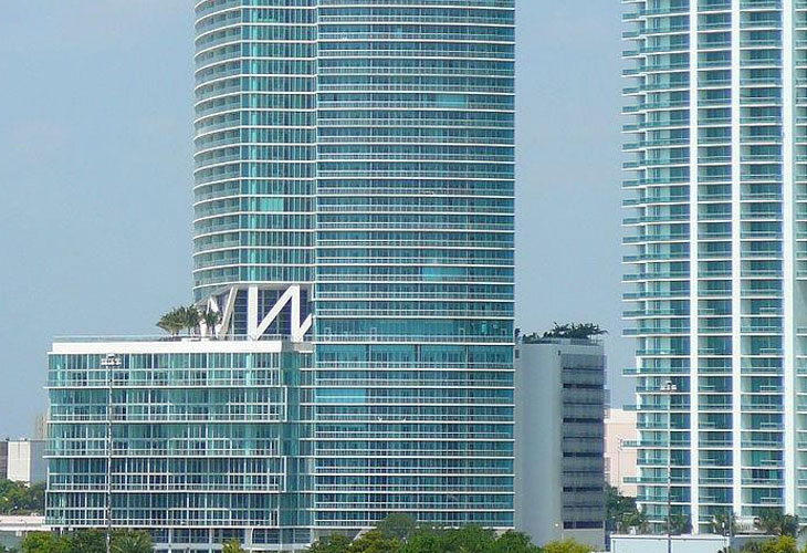 Marinablue Condos For Sale & Rent | Picture 2