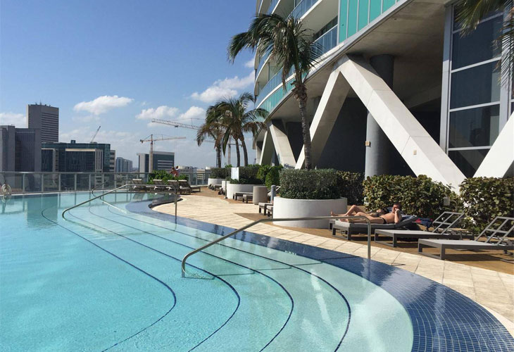 Marinablue Condos For Sale & Rent | Picture 4