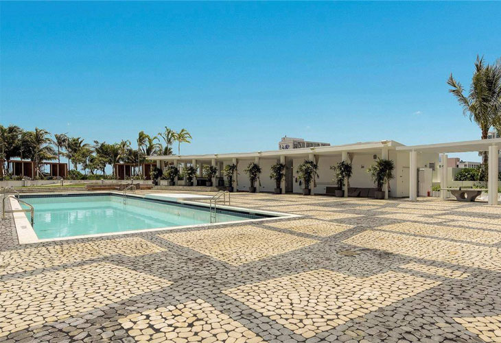 Paramount Bay Condos For Sale & Rent | Picture 4