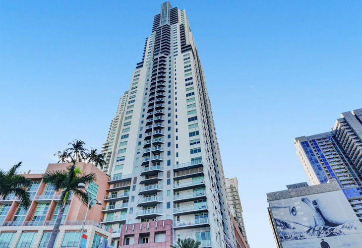 Vizcayne North Condos For Sale & Rent | Picture 2