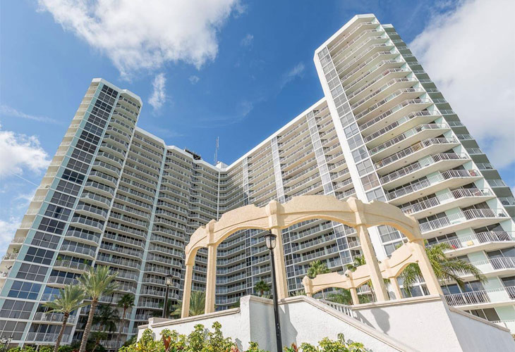 Grandview Palace Condos For Sale & Rent | Picture 2