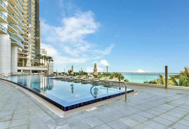 Jade Beach | Picture 4