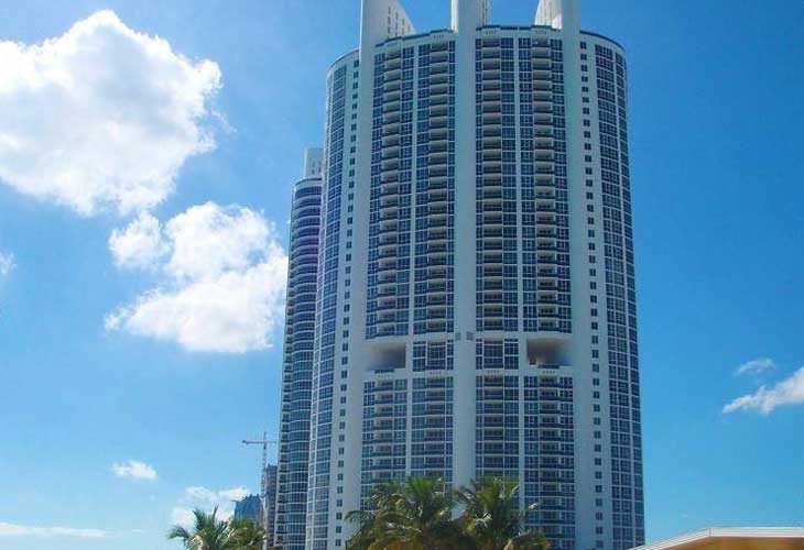 Trump Royale Condos For Sale & Rent | Picture 3