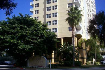 Isola Condo