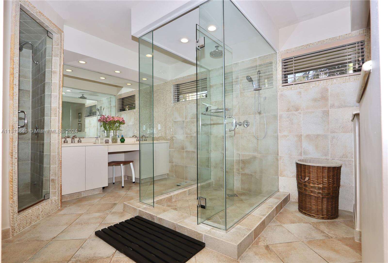 21311 23rd Ave, Miami, FL 33180 | Picture 25