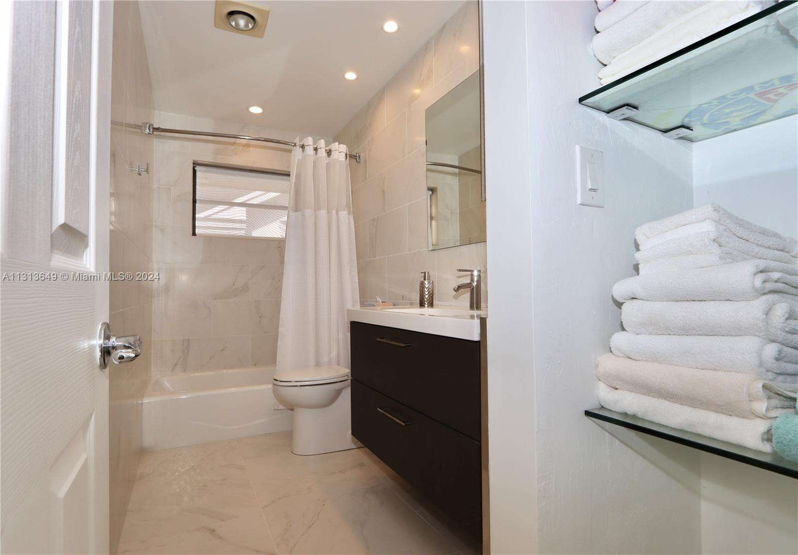 21311 23rd Ave, Miami, FL 33180 | Picture 30