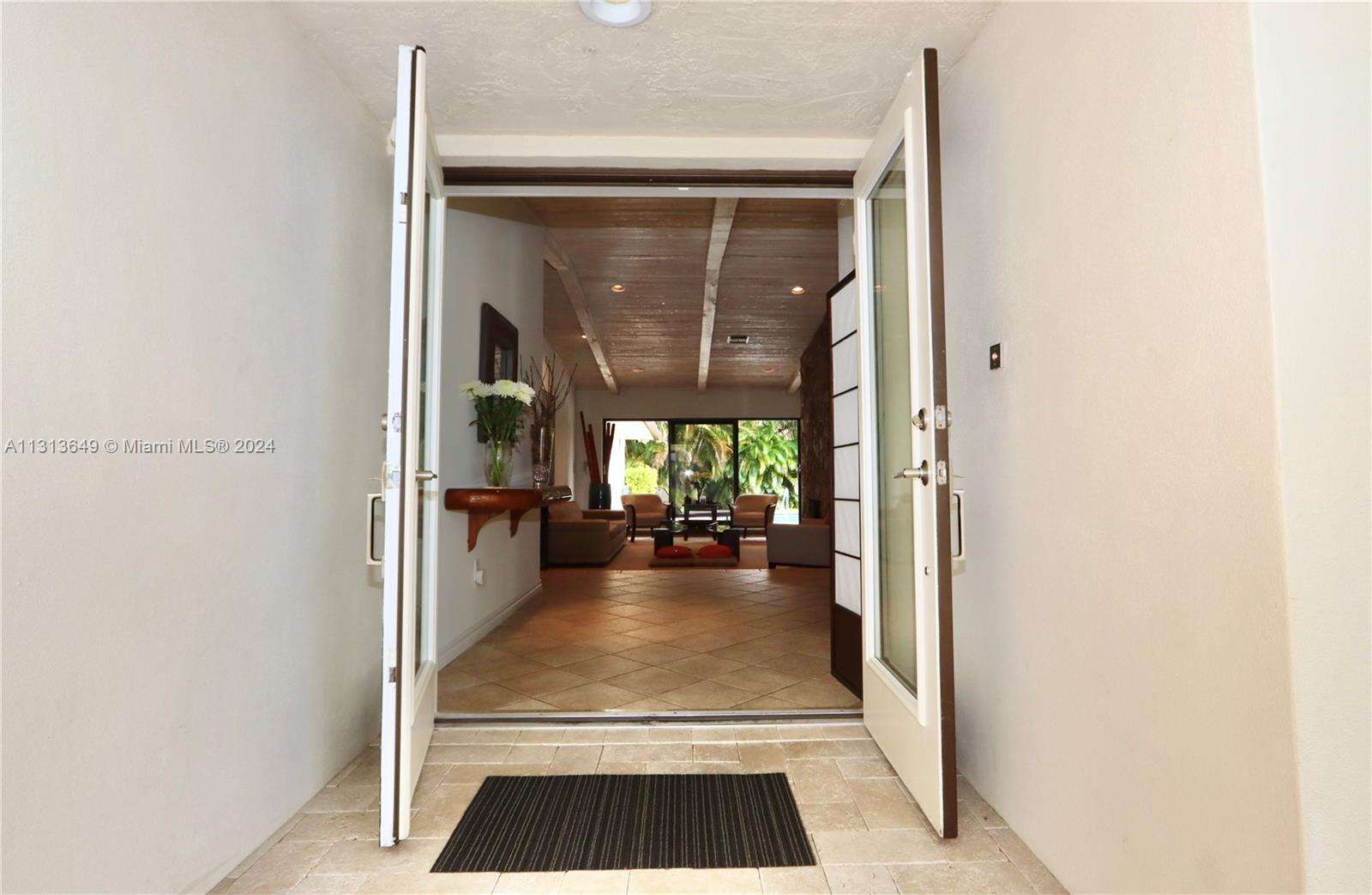 21311 23rd Ave, Miami, FL 33180 | Picture 6