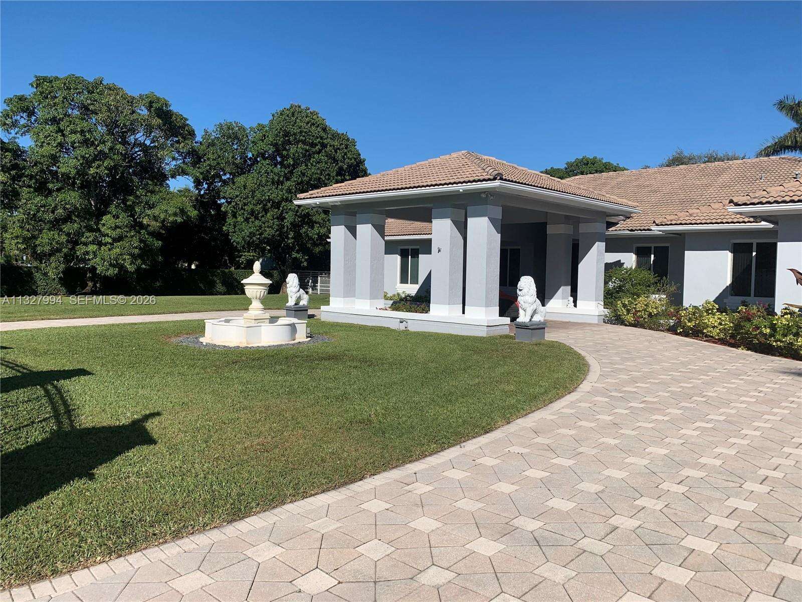 7625 75th Ave, Miami, FL 33143 - For Sale photo 3
