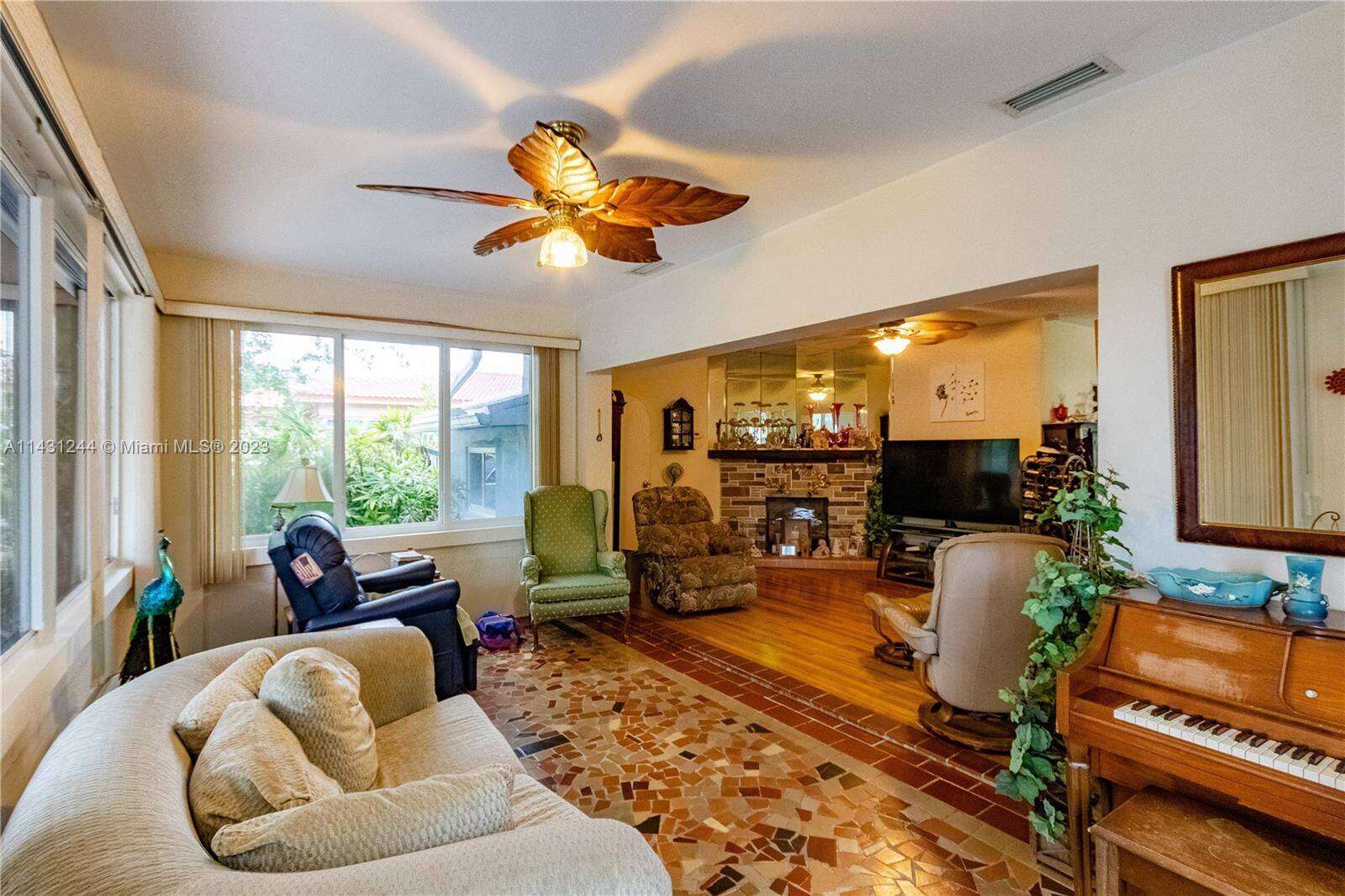 2533 Fillmore St, Hollywood, FL 33020 - For Sale photo 13