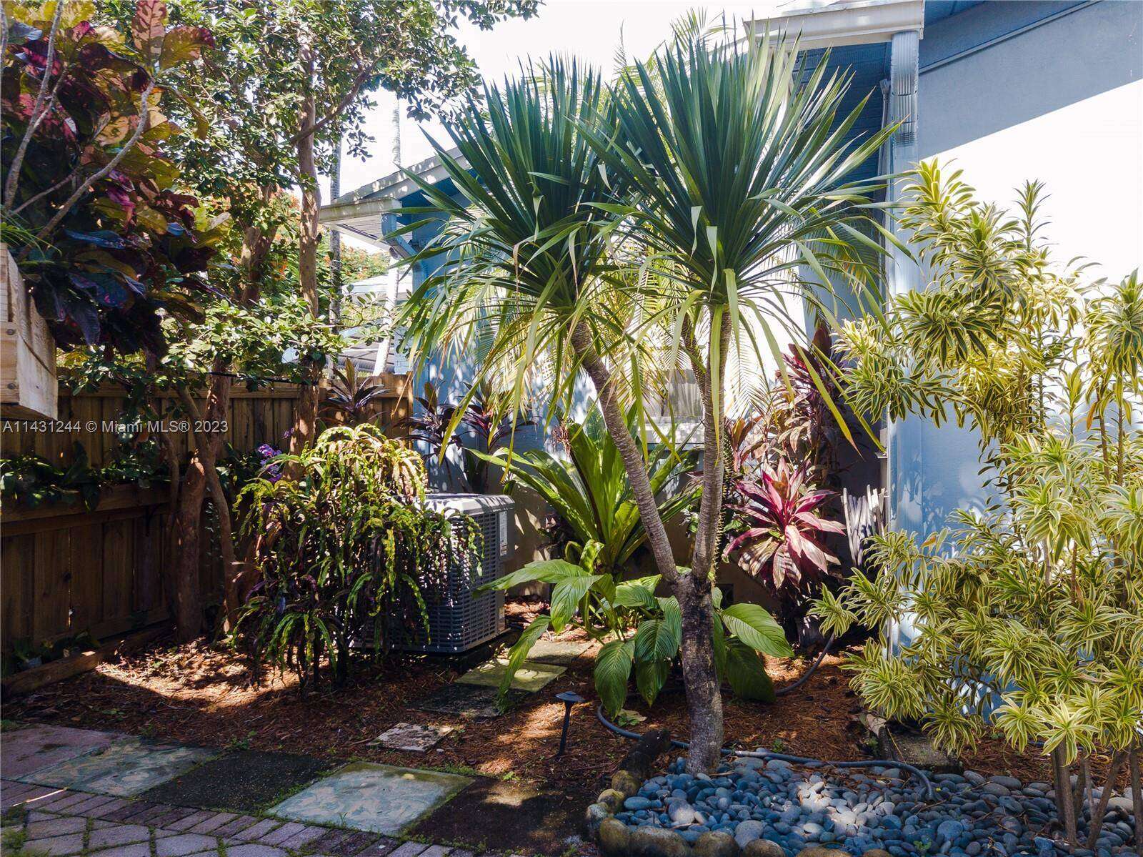 2533 Fillmore St, Hollywood, FL 33020 - For Sale photo 20