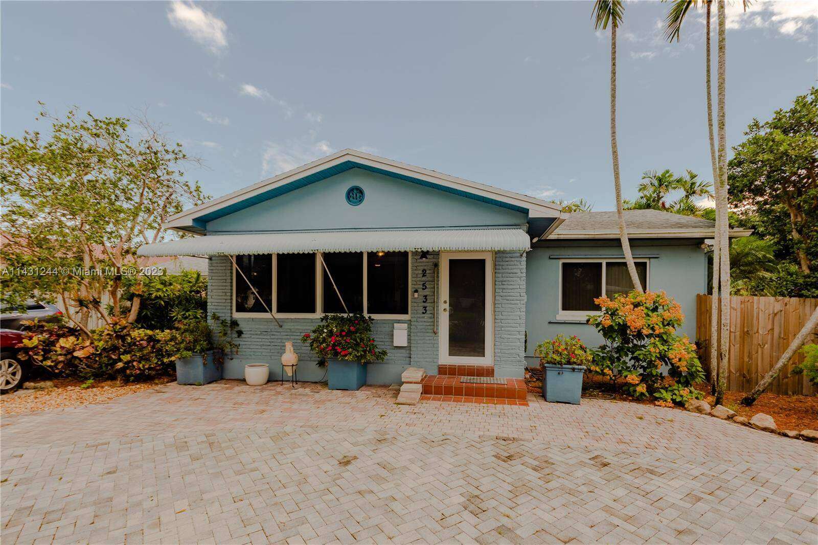 2533 Fillmore St, Hollywood, FL 33020 - For Sale photo 3