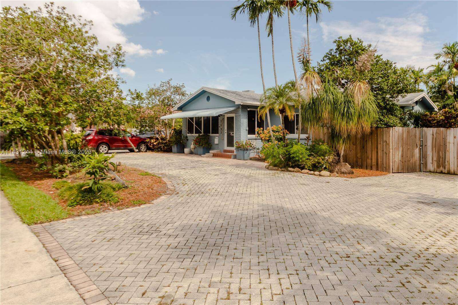 2533 Fillmore St, Hollywood, FL 33020 - For Sale photo 5
