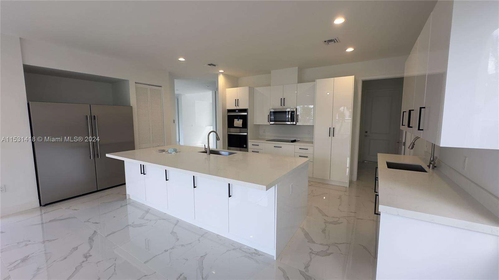 3523 Forest View Cir, Dania Beach, FL 33312 | Picture 31