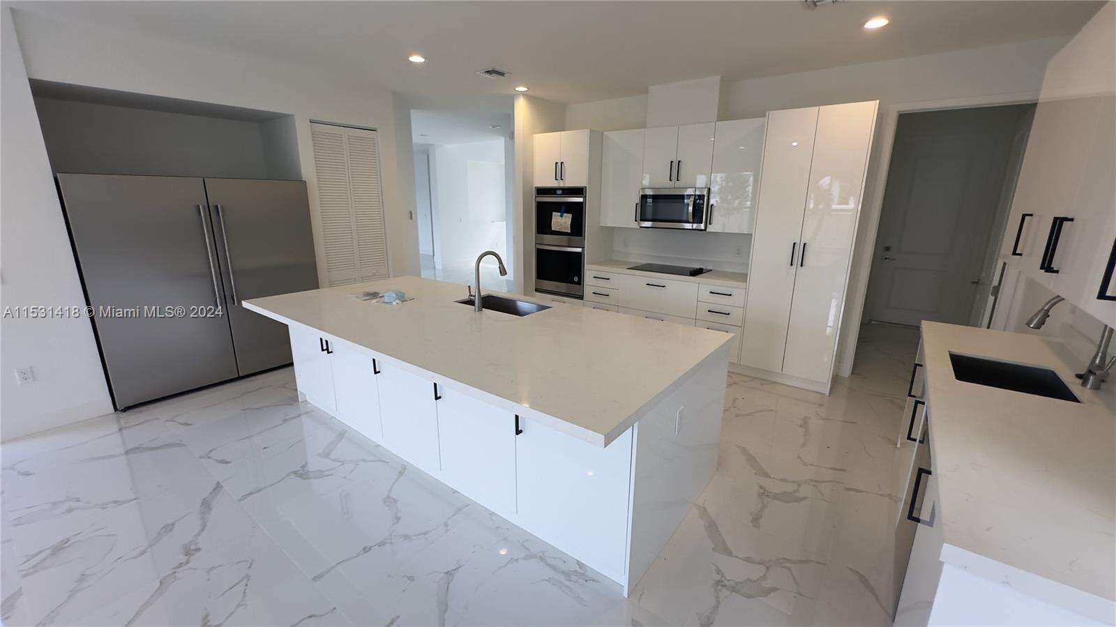 3523 Forest View Cir, Dania Beach, FL 33312 | Picture 32