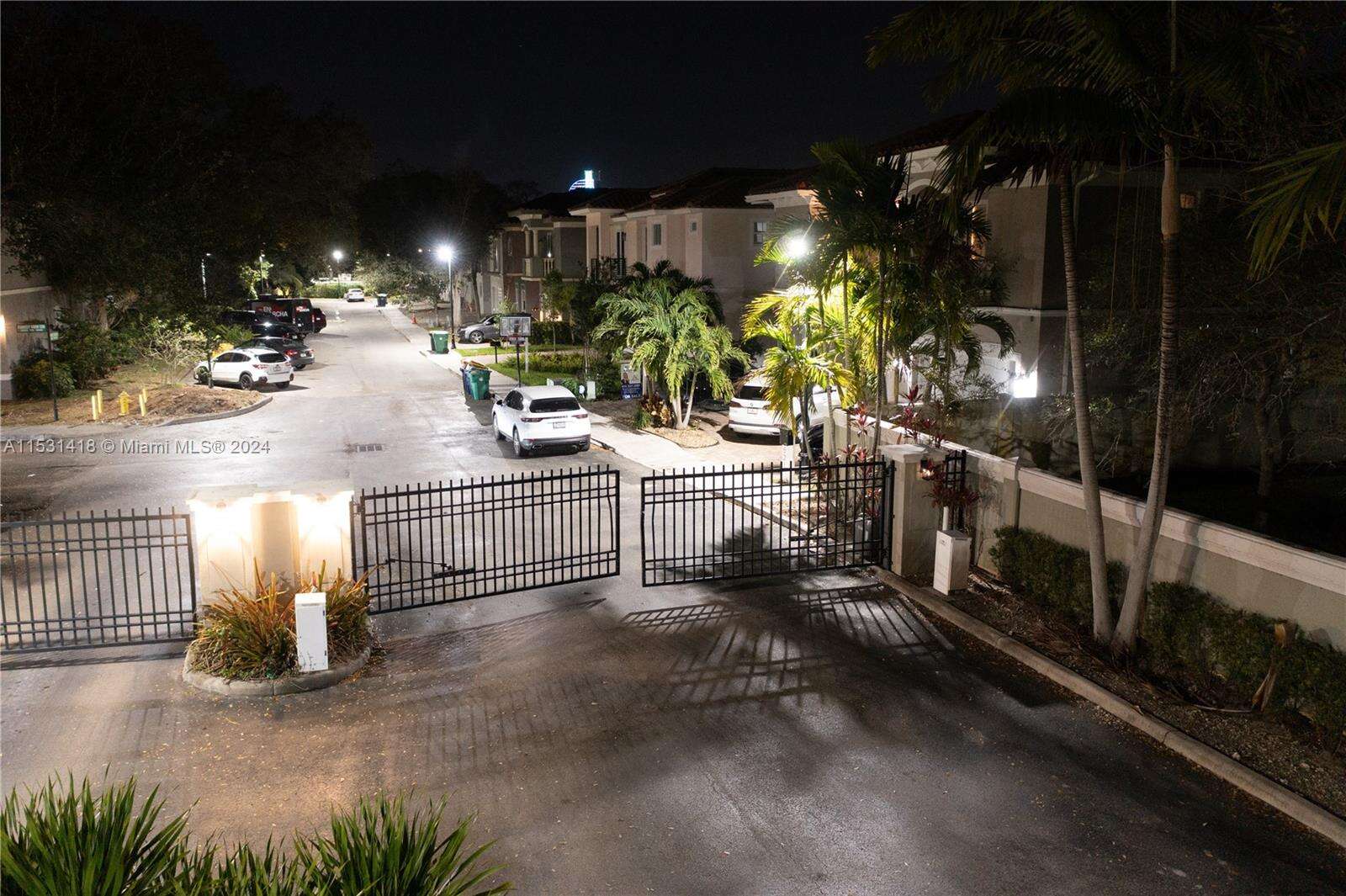 3523 Forest View Cir, Dania Beach, FL 33312 | Picture 72