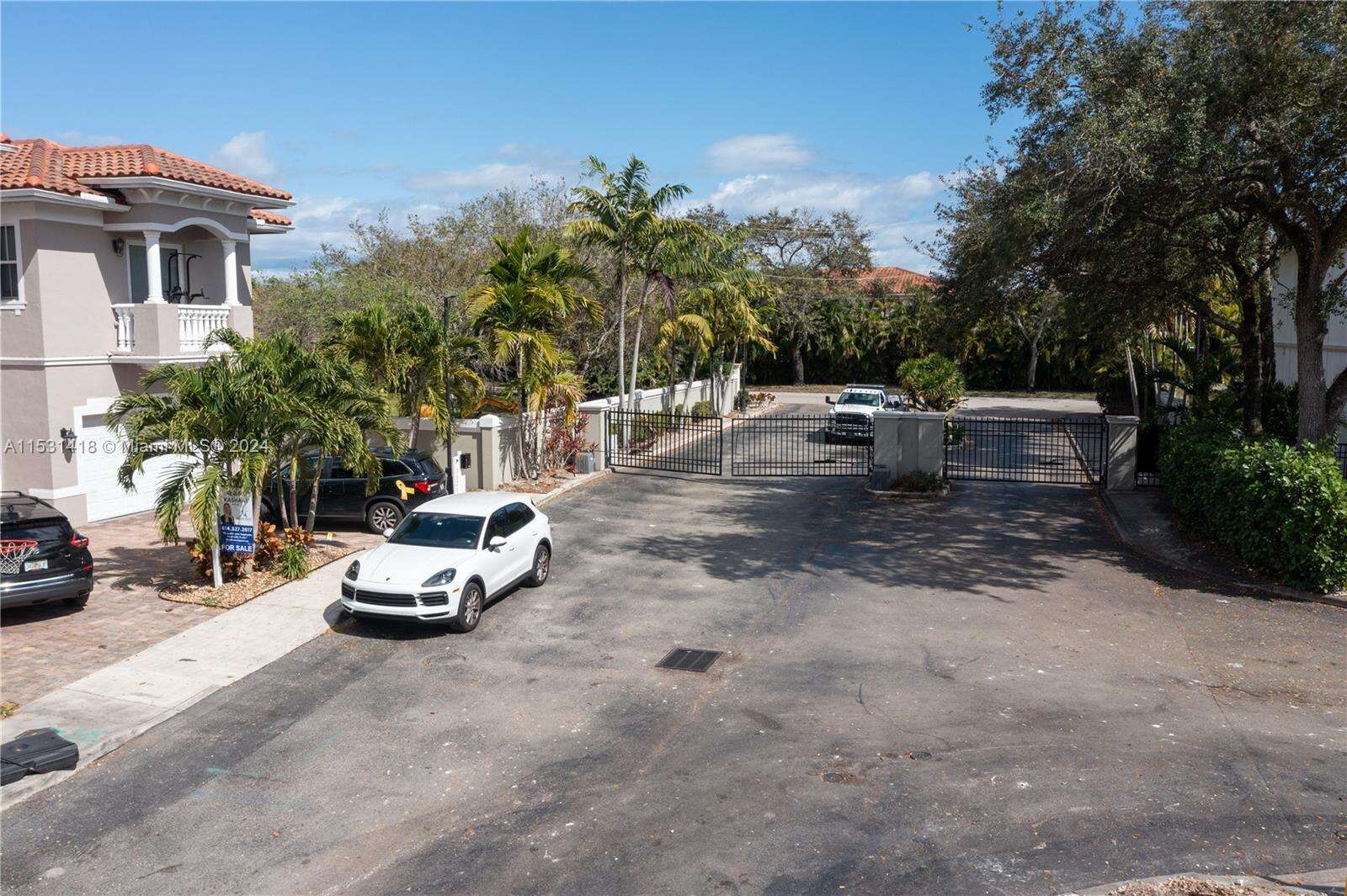 3523 Forest View Cir, Dania Beach, FL 33312 | Picture 73