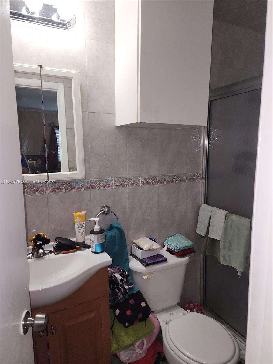 2740 46th Ct, Dania Beach, FL 33312 | Picture 19