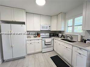 Hollywood, FL 33021 - For Sale photo 9