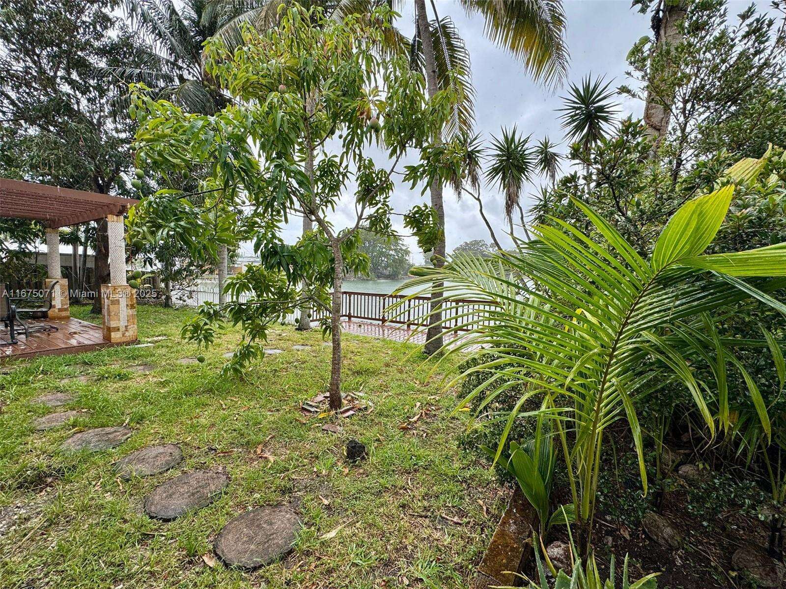 232 7th Ave, Hallandale Beach, FL 33009 | Picture 24