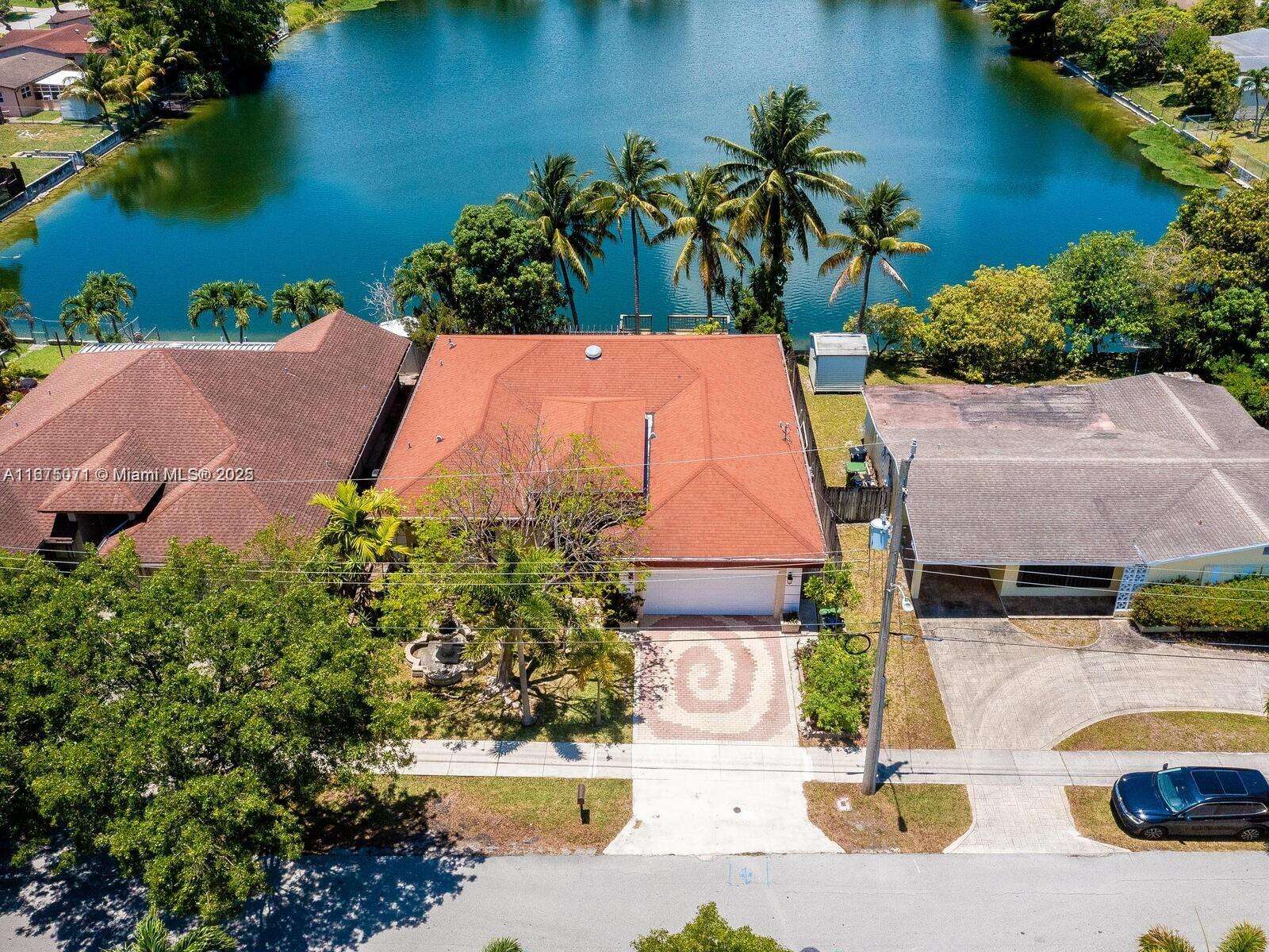 232 7th Ave, Hallandale Beach, FL 33009 | Picture 5