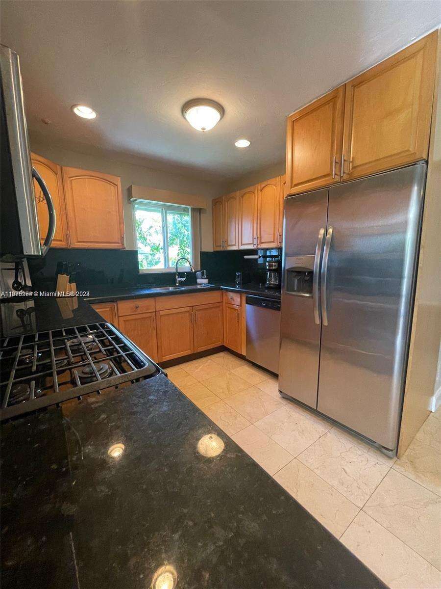1531 Moffett St, Hollywood, FL 33020 - For Sale photo 3