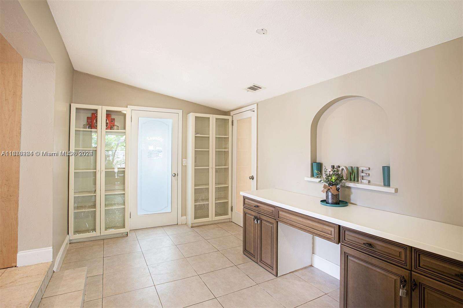 1531 Moffett St, Hollywood, FL 33020 - For Sale photo 9