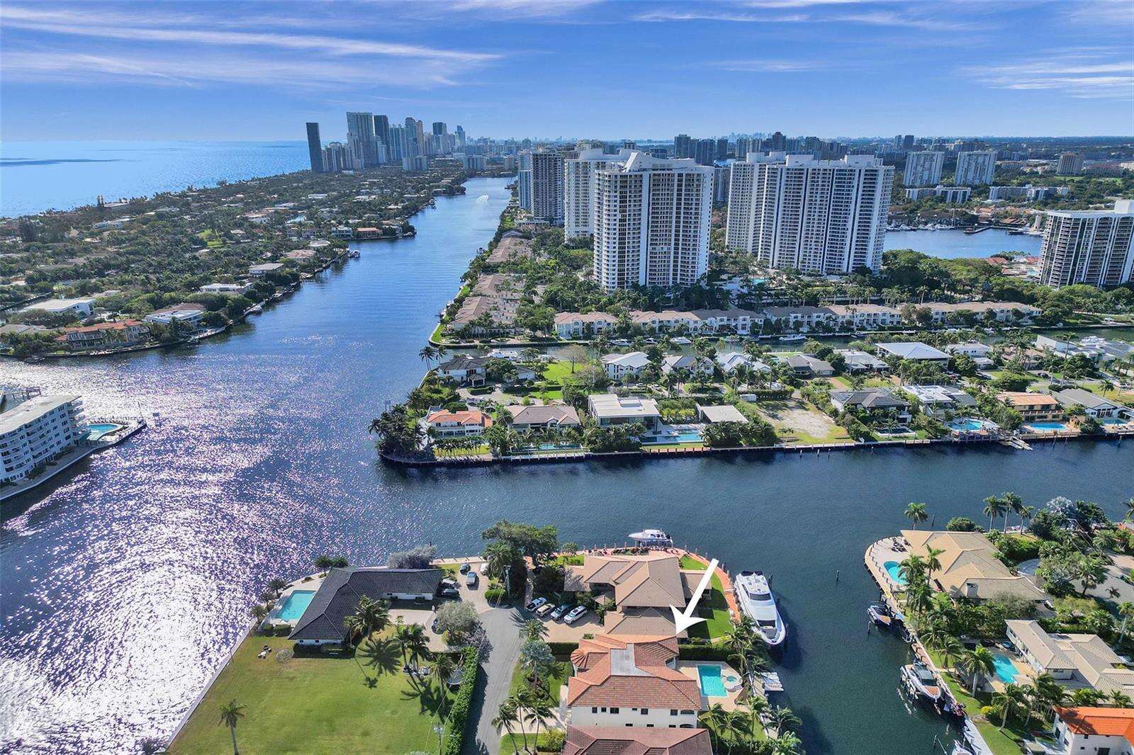 642 Palm, Hallandale Beach, FL 33009 - For Sale photo 13