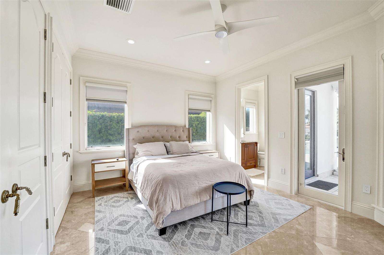 642 Palm, Hallandale Beach, FL 33009 - For Sale photo 26