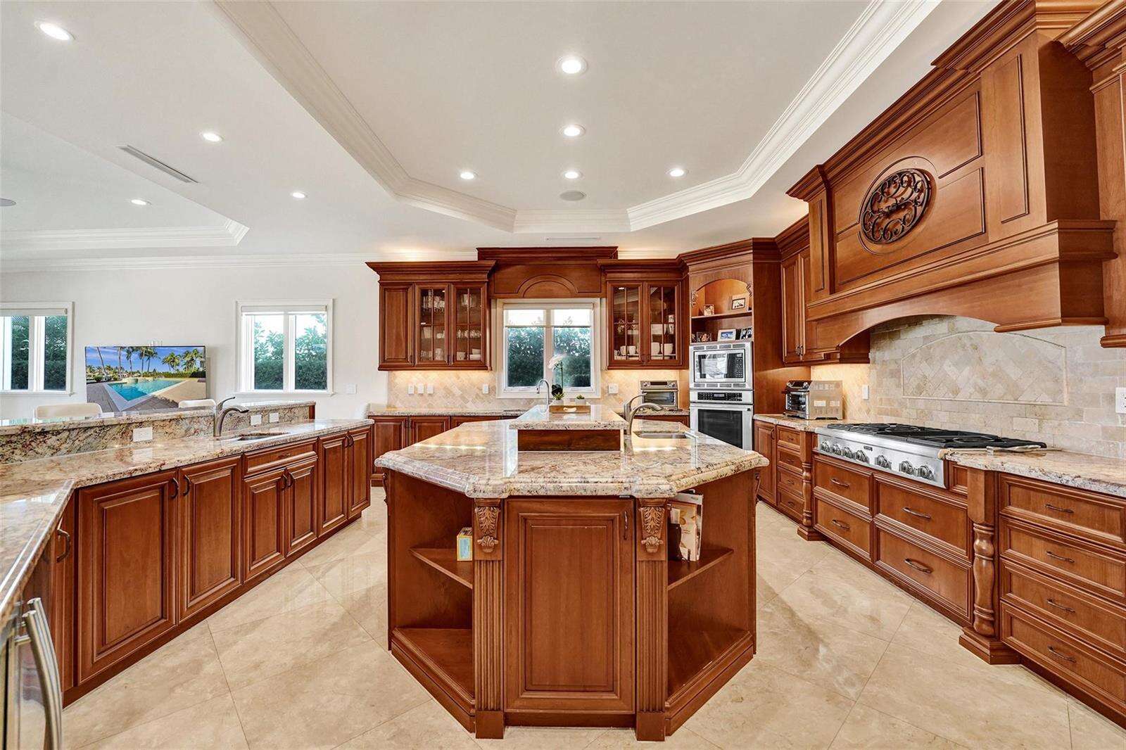 642 Palm, Hallandale Beach, FL 33009 - For Sale photo 29