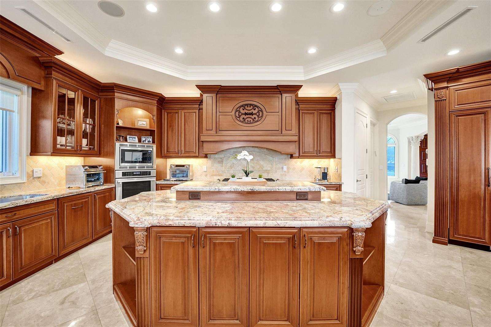 642 Palm, Hallandale Beach, FL 33009 - For Sale photo 33