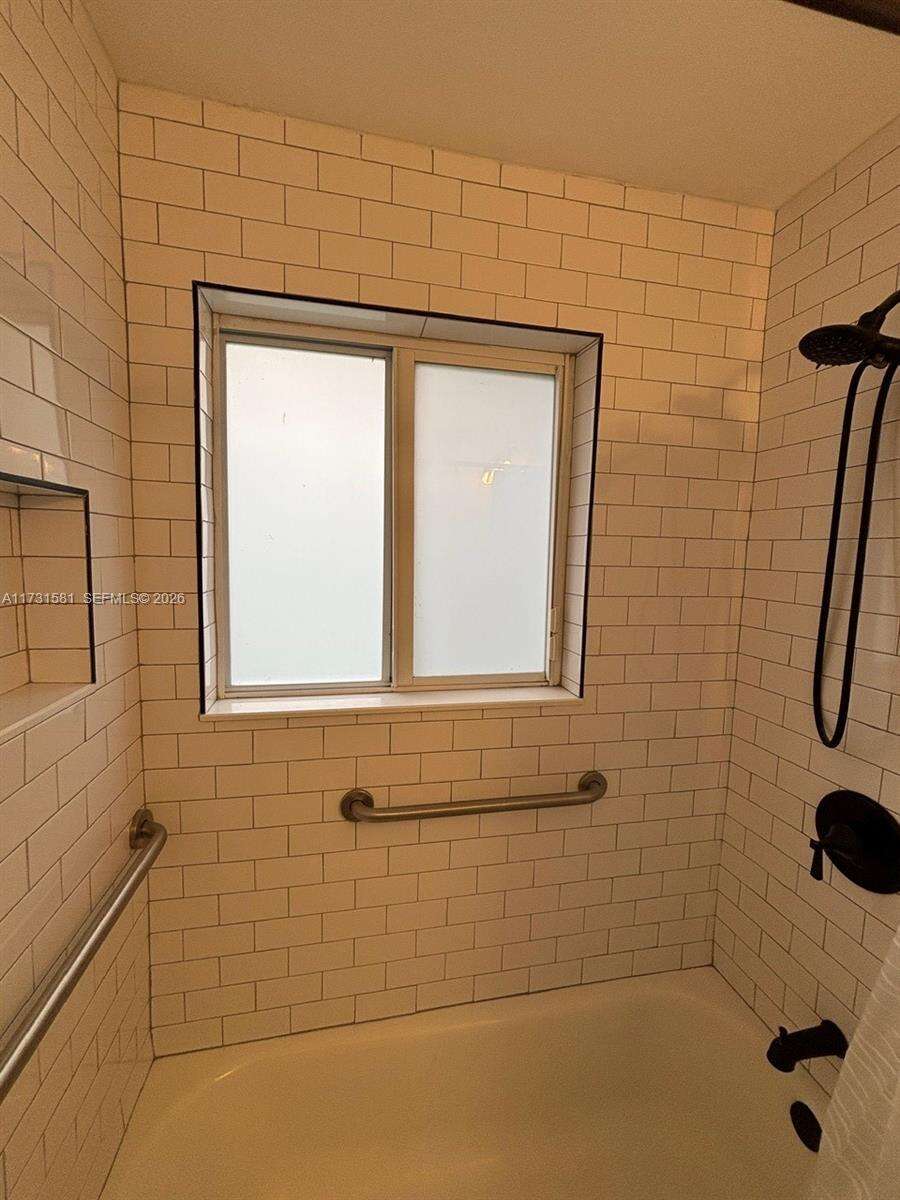 1426 Arthur St, Hollywood, FL 33020 | Picture 13