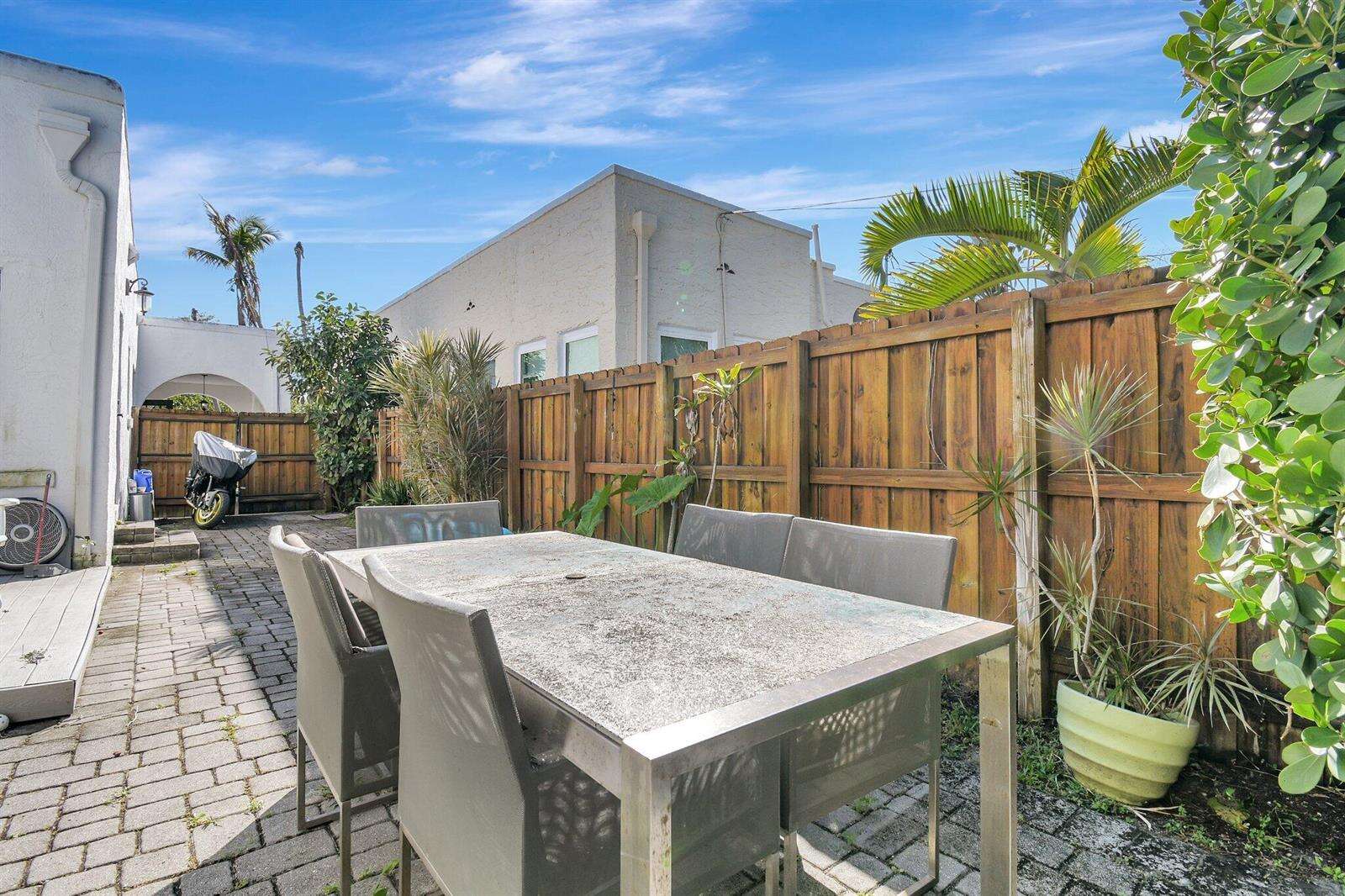1513 Adams, Hollywood, FL 33020 - For Sale photo 34
