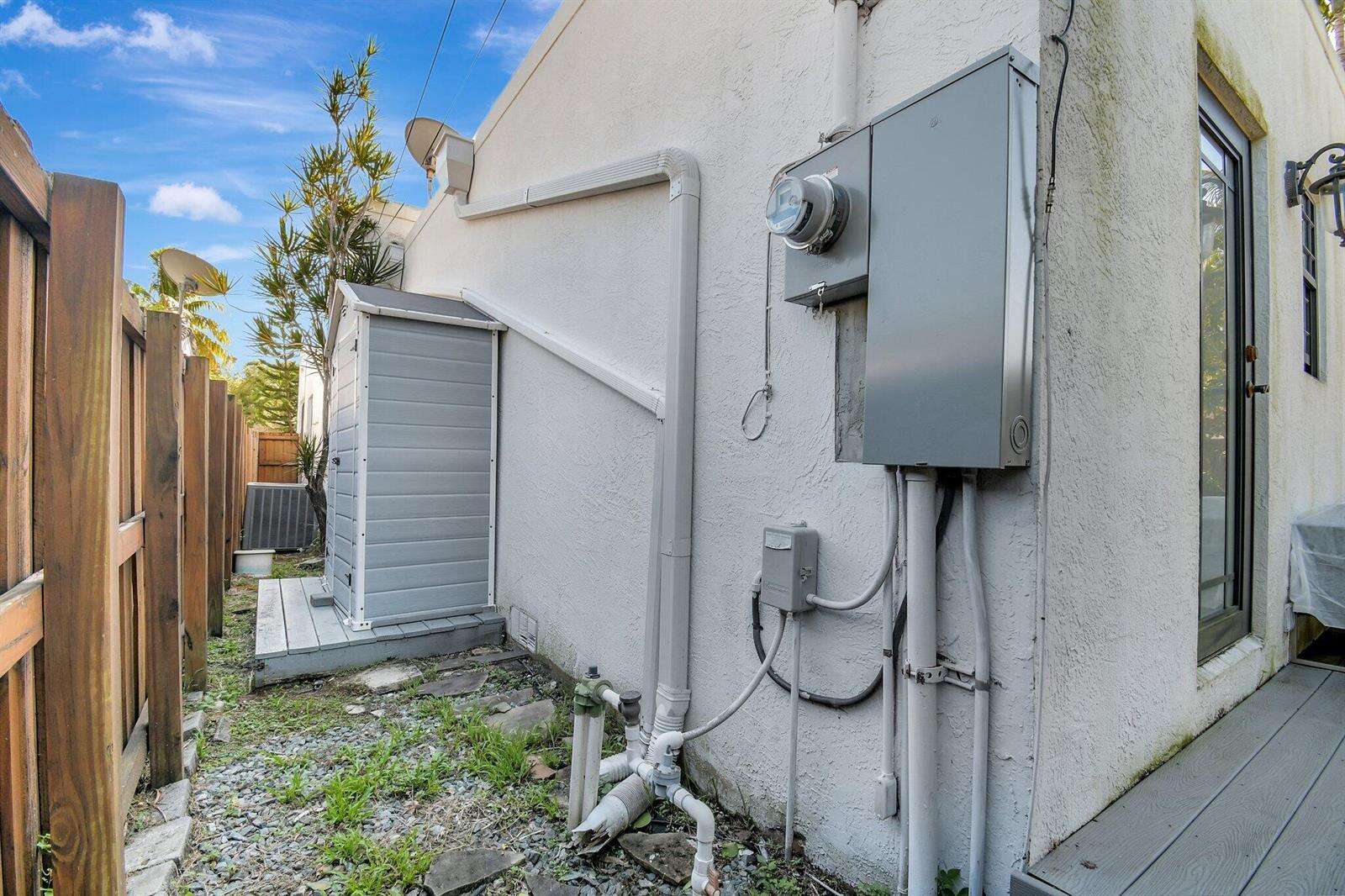 1513 Adams, Hollywood, FL 33020 - For Sale photo 41