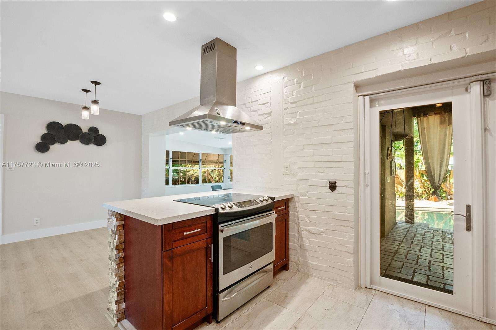 2725 21st Ave, Fort Lauderdale, FL 33306 | Picture 11